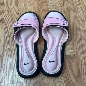 Nike Comfort Slides